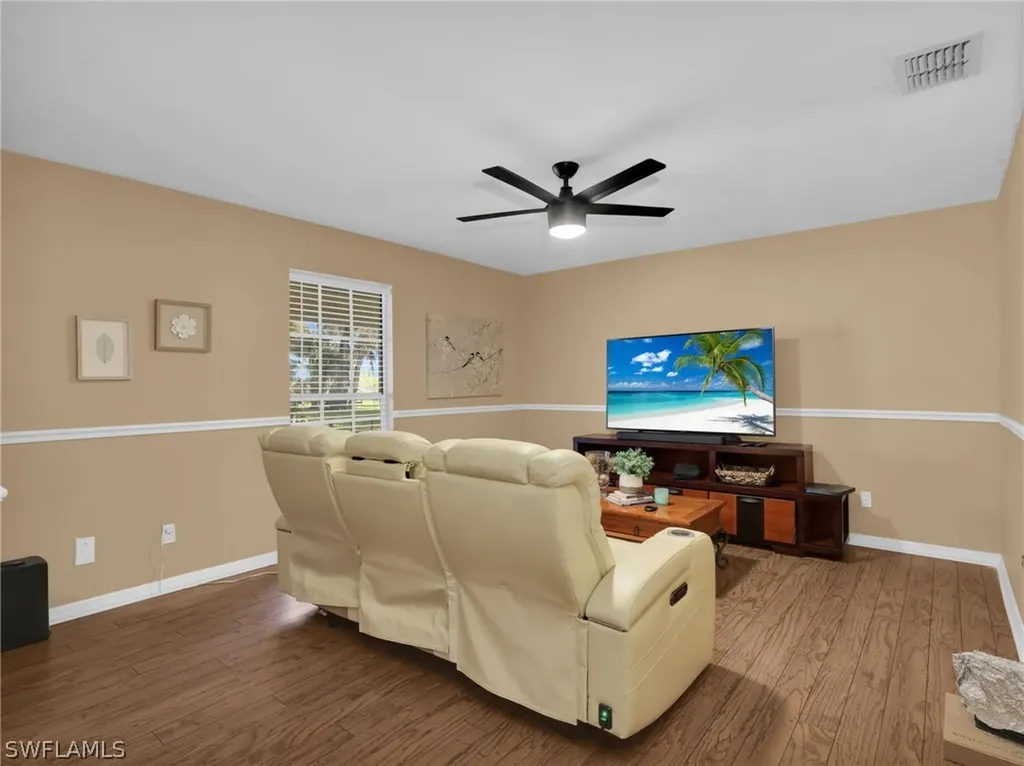 1712 Frontier Circle Labelle FL 33935