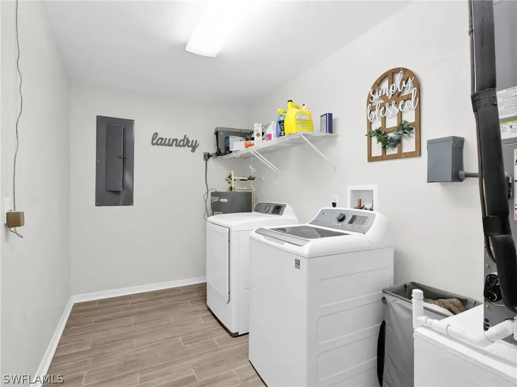 1712 Frontier Circle Labelle FL 33935