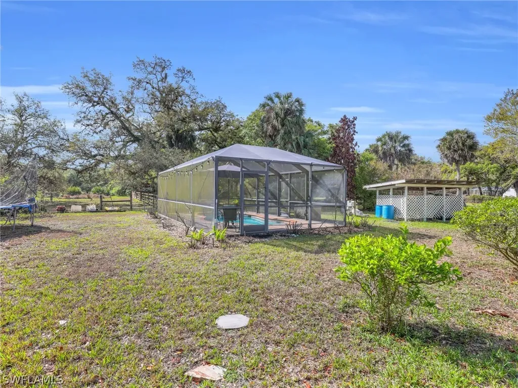 1712 Frontier Circle Labelle FL 33935