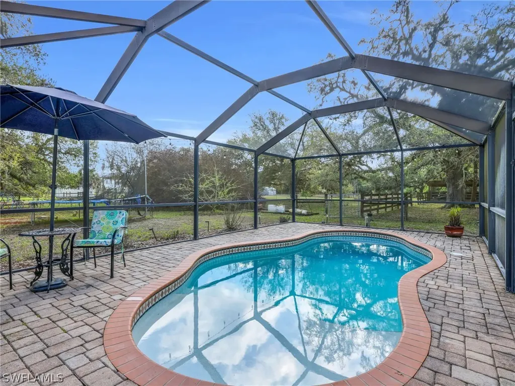 1712 Frontier Circle Labelle FL 33935