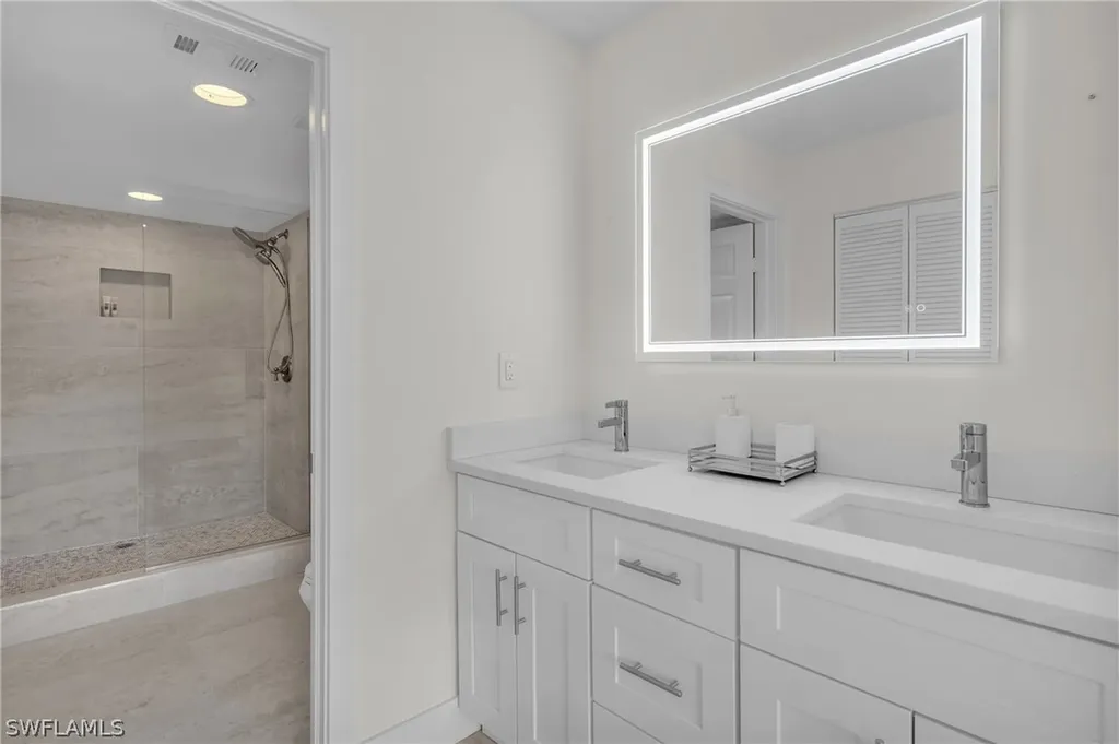 15171 Cedarwood Lane Naples FL 34110