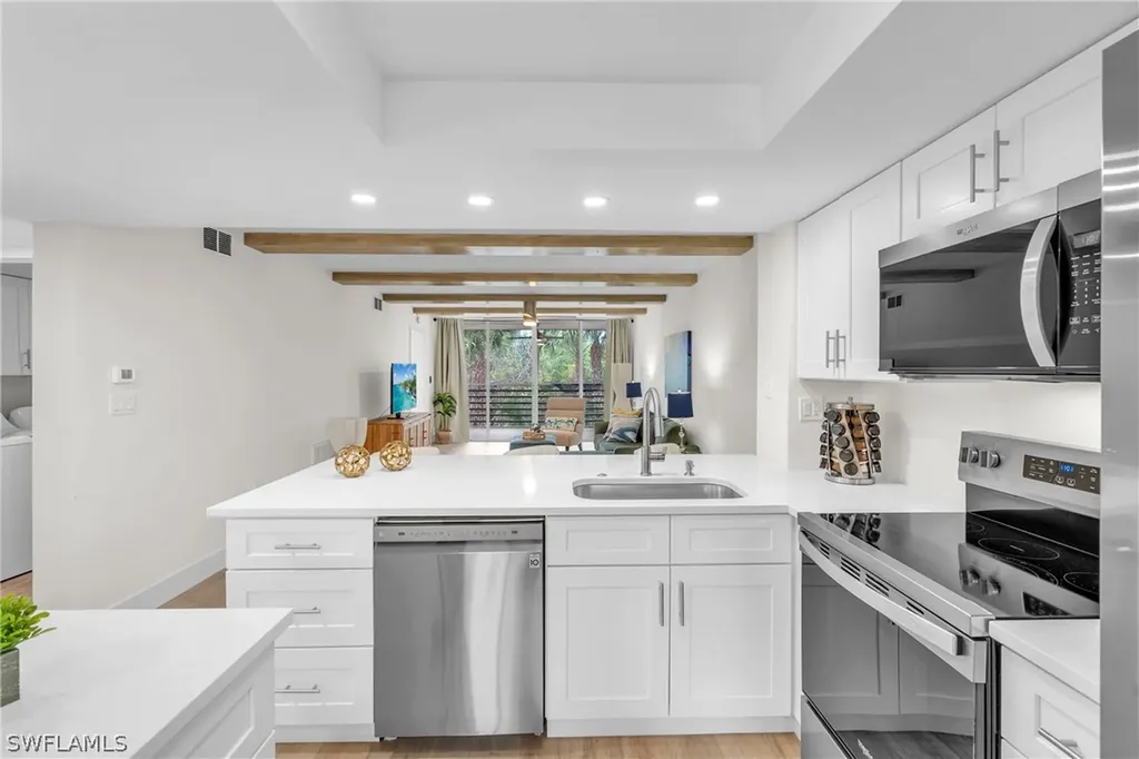 15171 Cedarwood Lane Naples FL 34110