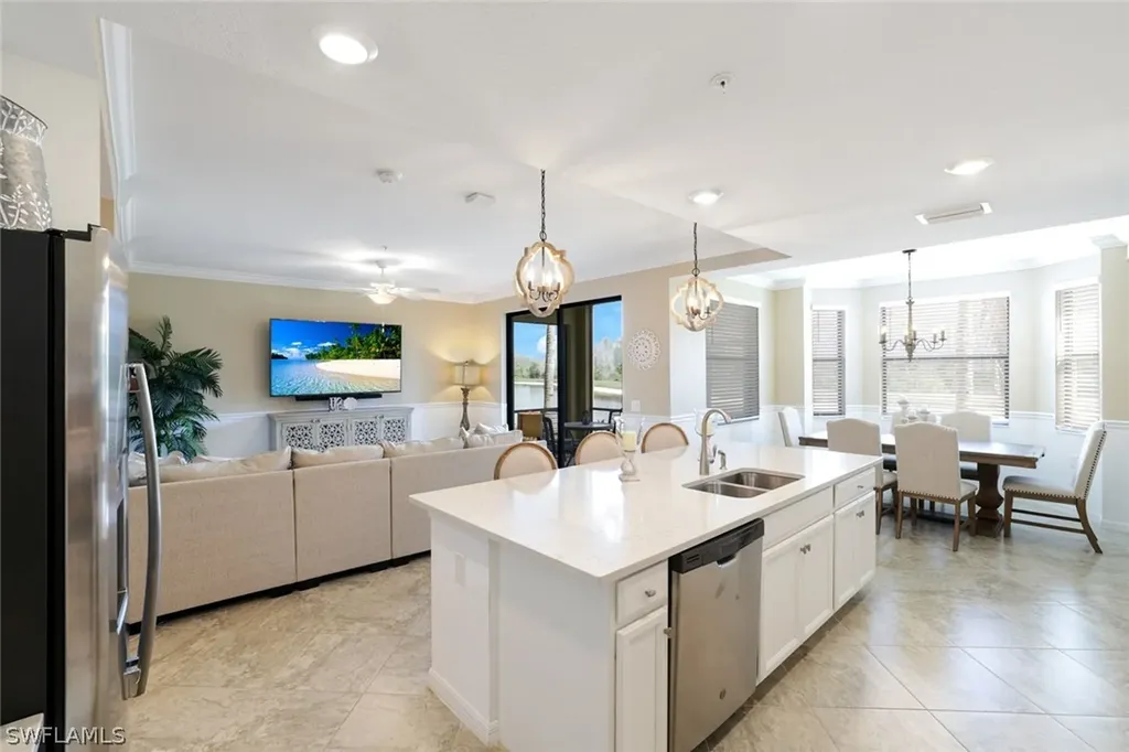 9590 Trevi Court Naples FL 34113
