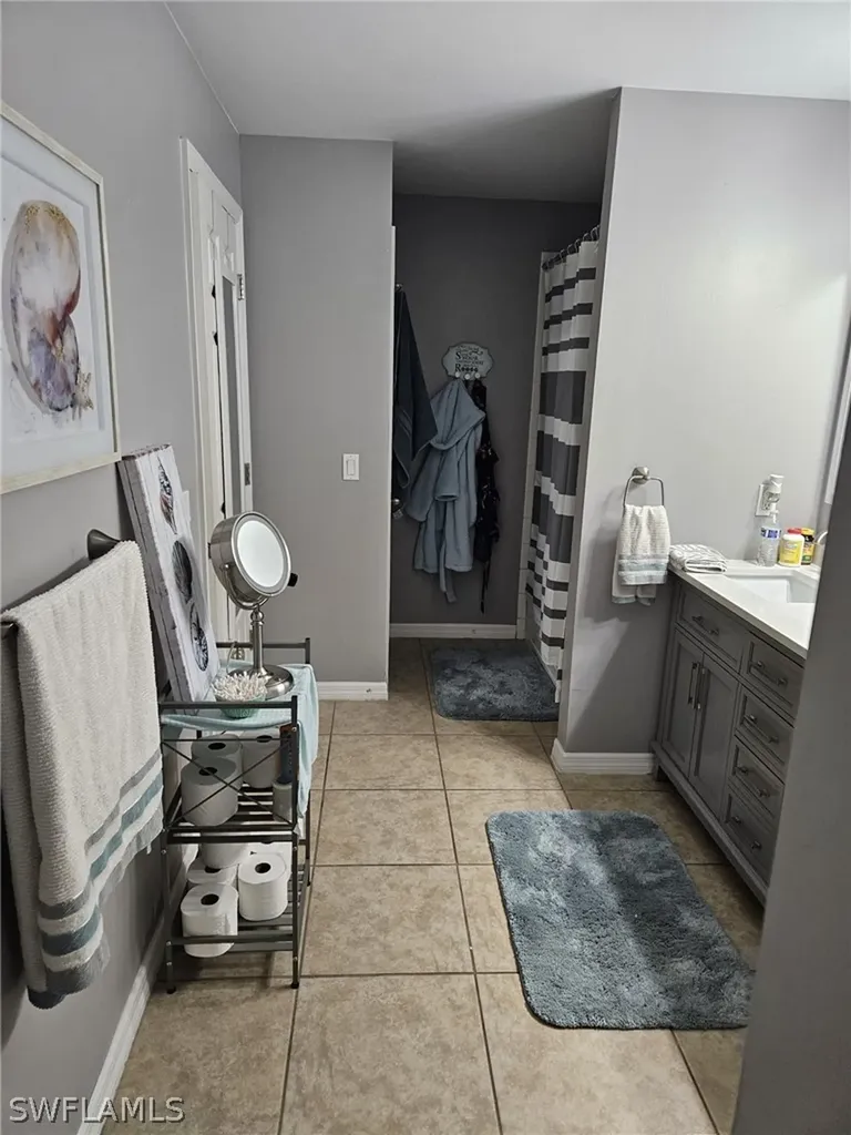 1206 SW Trafalgar Parkway Cape Coral FL 33991
