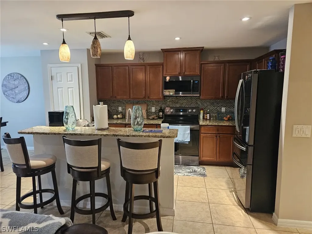 1206 SW Trafalgar Parkway Cape Coral FL 33991