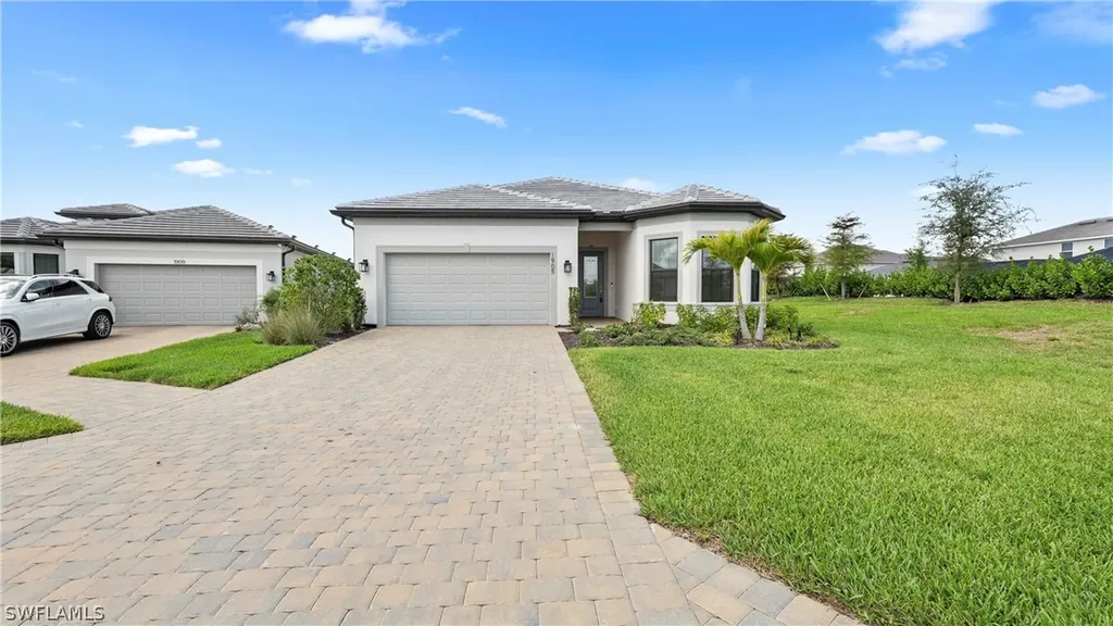 1905 Fresno Avenue Naples FL 34120