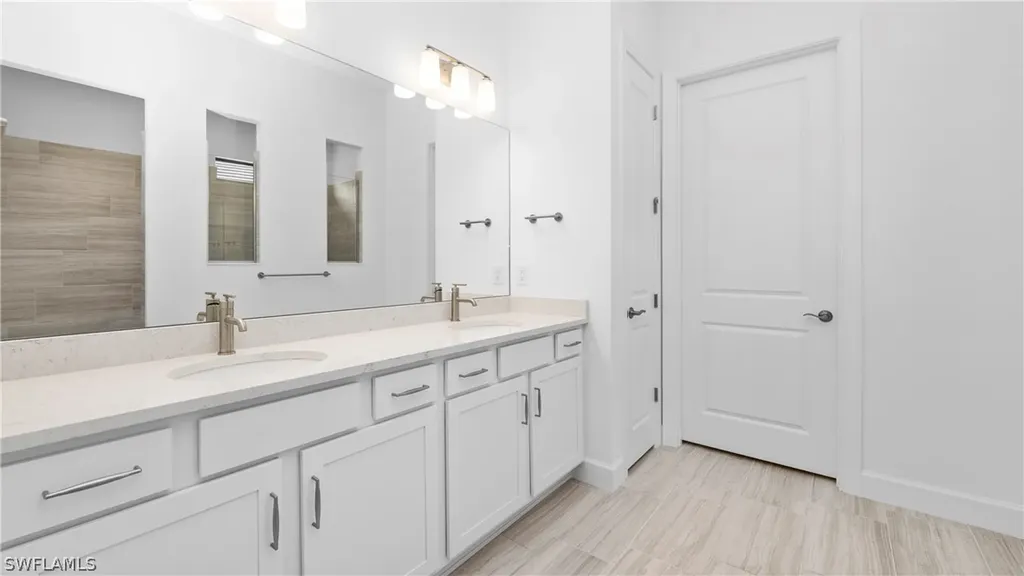 1905 Fresno Avenue Naples FL 34120