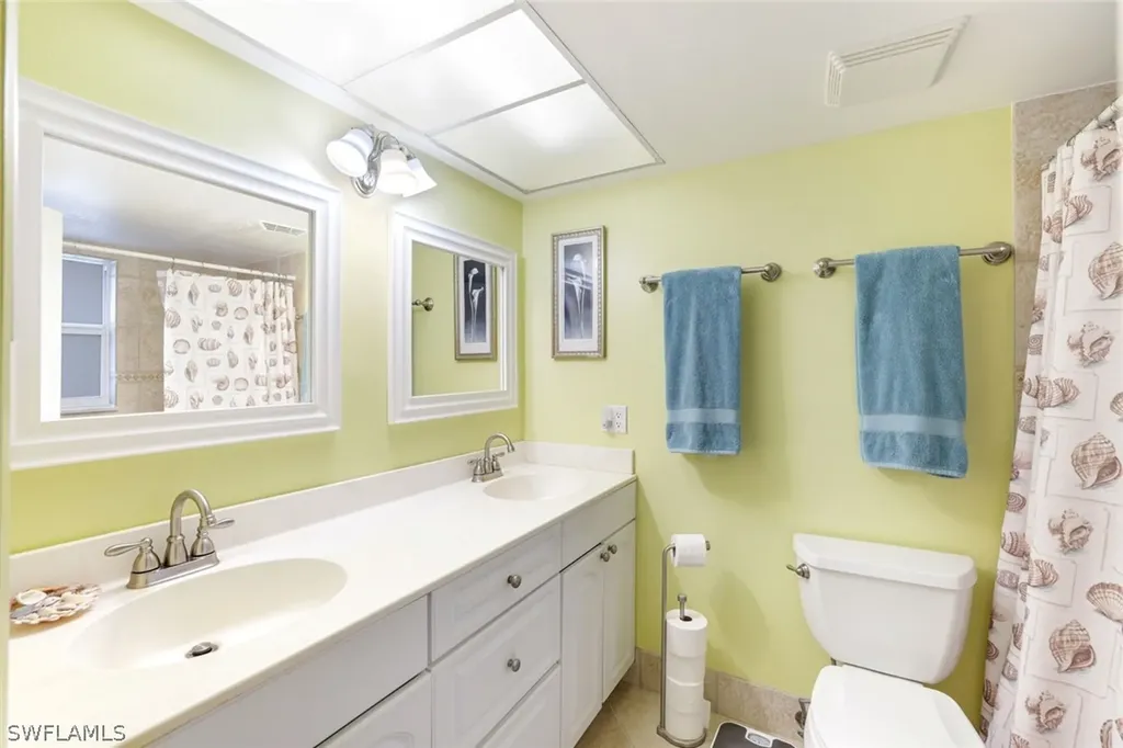 91 Glades Boulevard Naples FL 34112