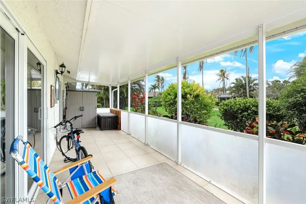 91 Glades Boulevard Naples FL 34112
