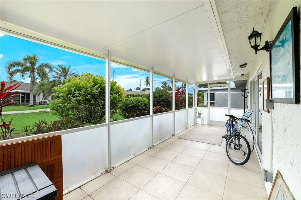 91 Glades Boulevard Naples FL 34112