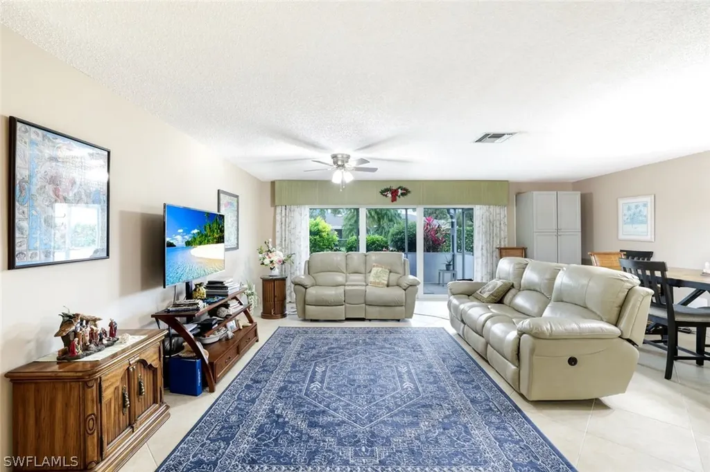 91 Glades Boulevard Naples FL 34112
