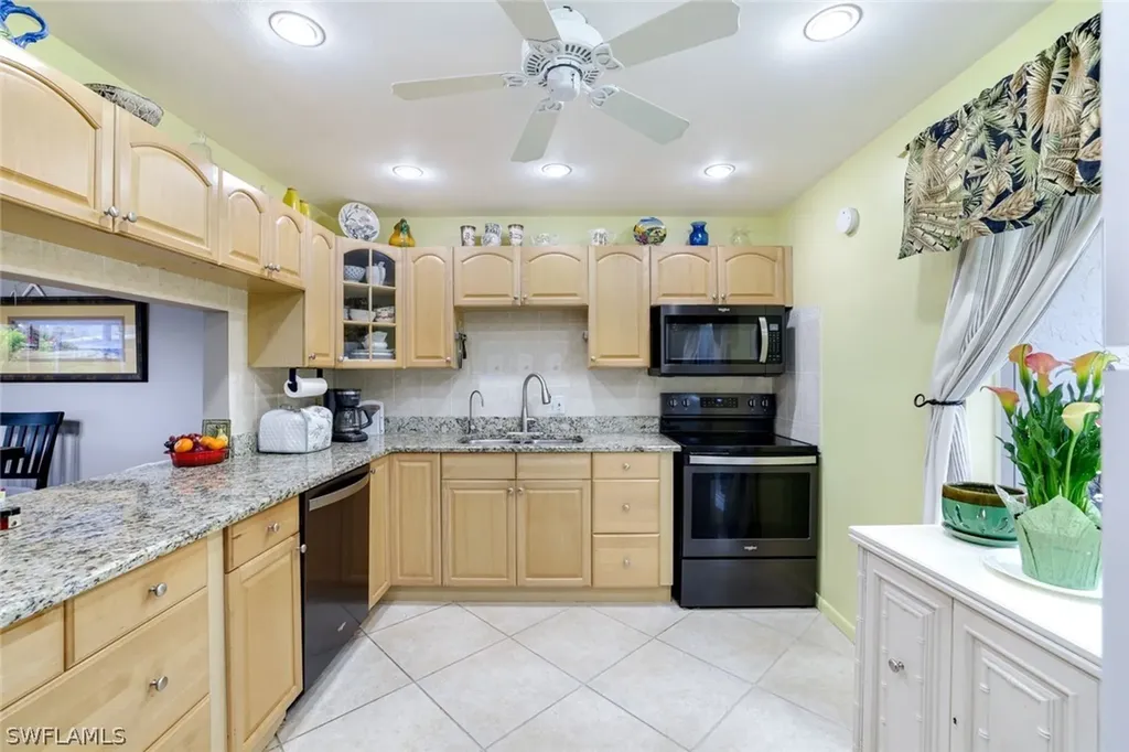 91 Glades Boulevard Naples FL 34112