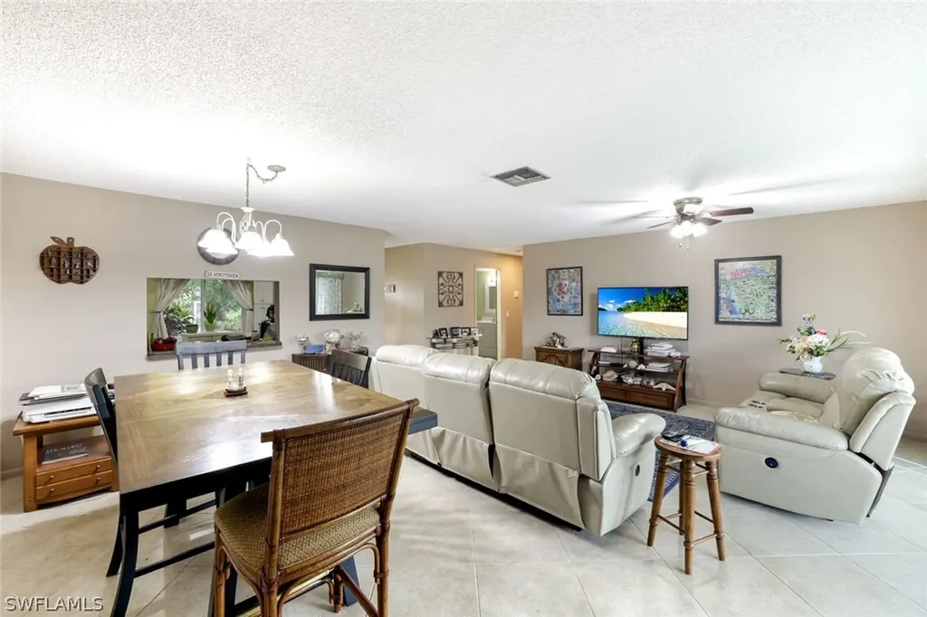 91 Glades Boulevard Naples FL 34112