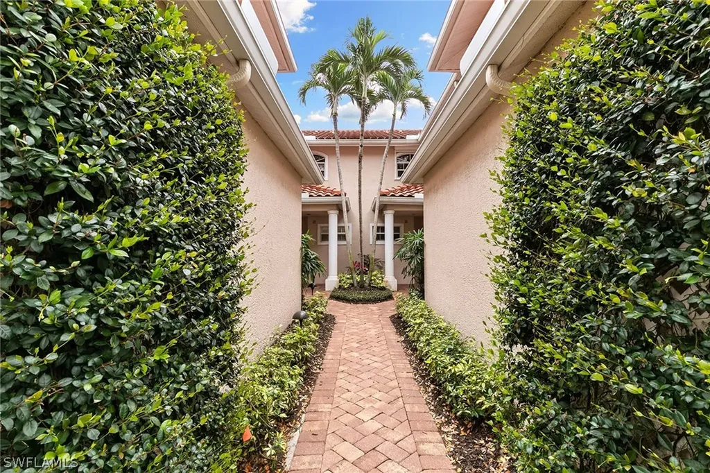 8448 Abbington Circle Naples FL 34108
