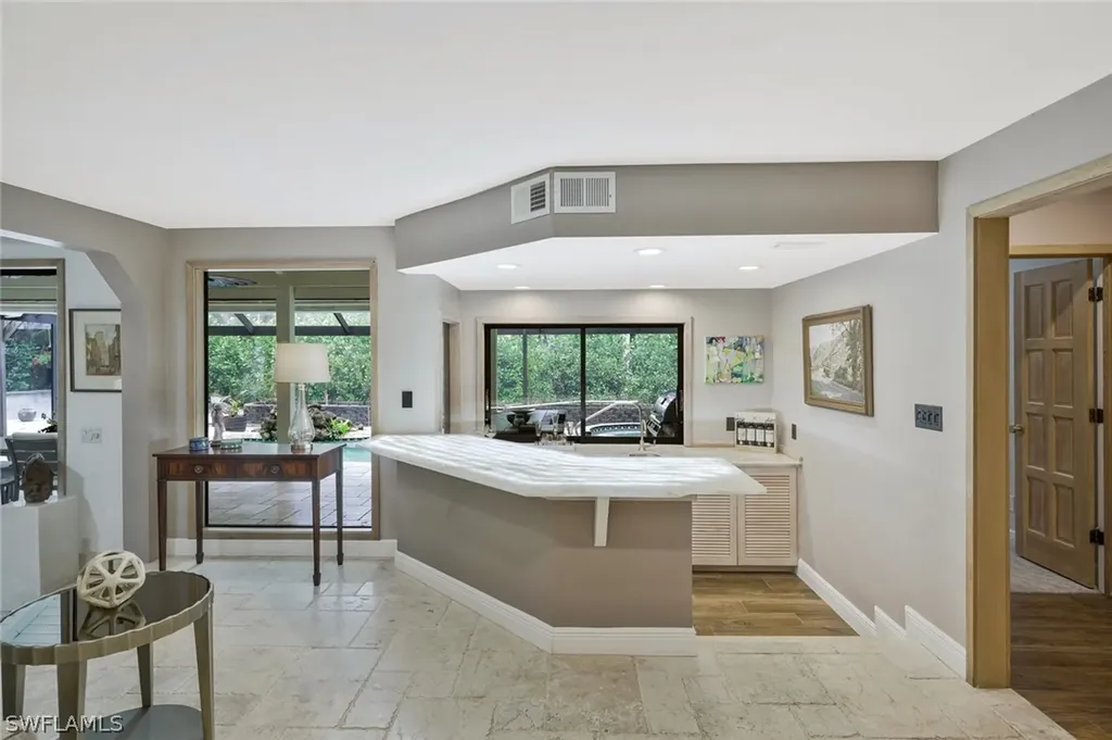 730 Bay Tree Court Naples FL 34108