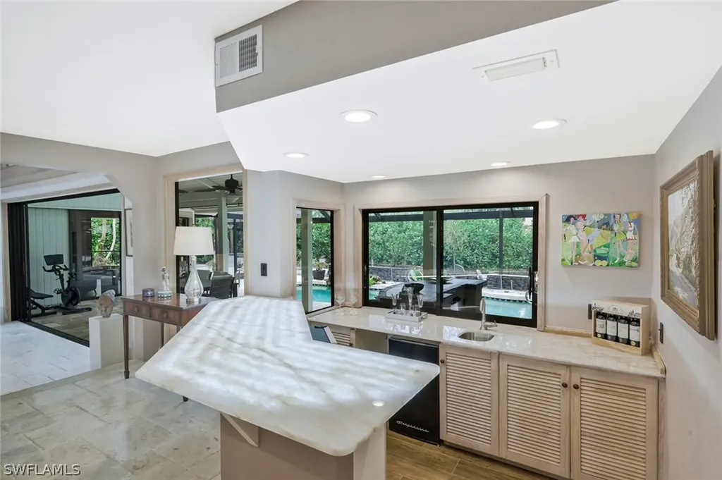 730 Bay Tree Court Naples FL 34108