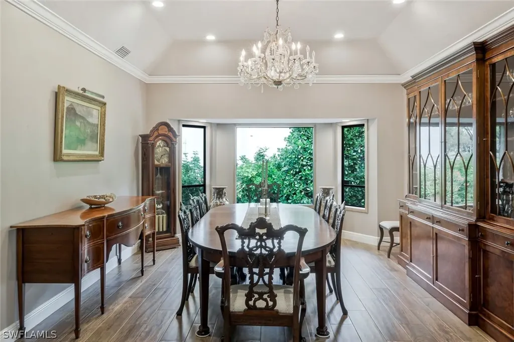 730 Bay Tree Court Naples FL 34108
