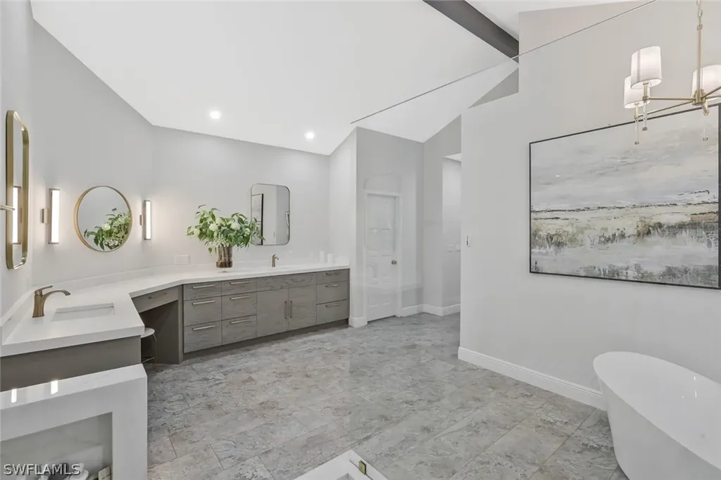 730 Bay Tree Court Naples FL 34108