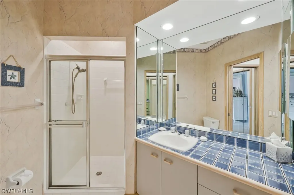 730 Bay Tree Court Naples FL 34108