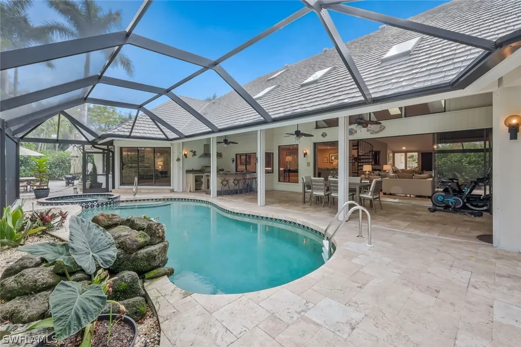 730 Bay Tree Court Naples FL 34108