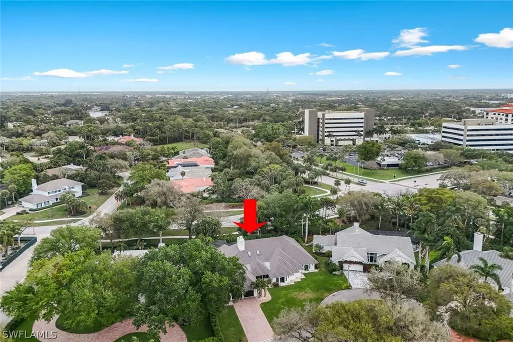 730 Bay Tree Court Naples FL 34108
