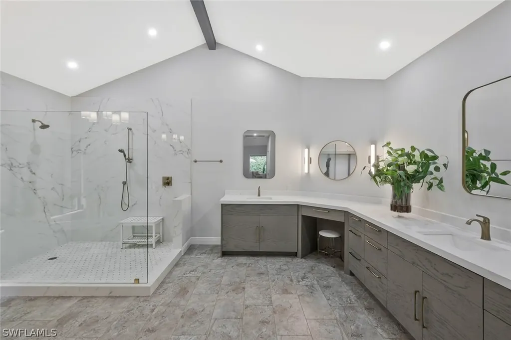 730 Bay Tree Court Naples FL 34108