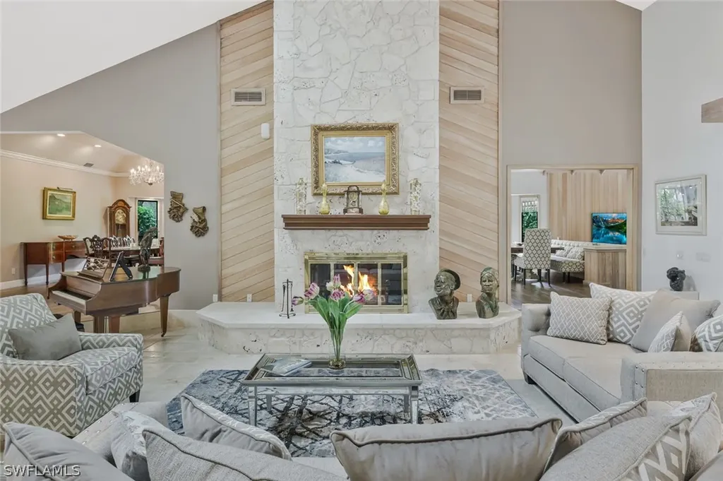 730 Bay Tree Court Naples FL 34108