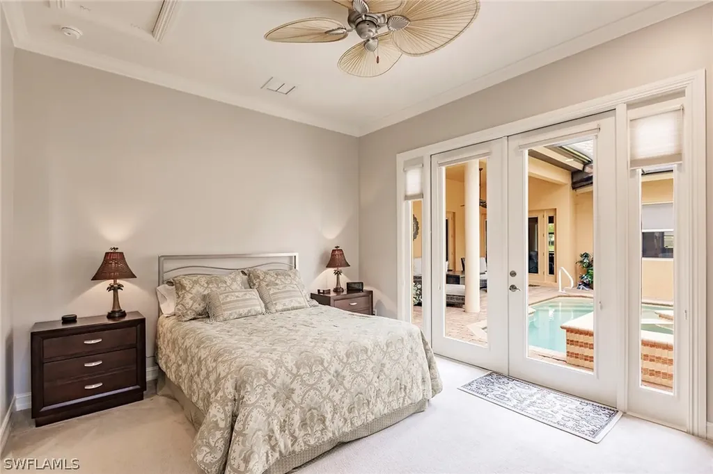 6105 Dogleg Drive Naples FL 34113