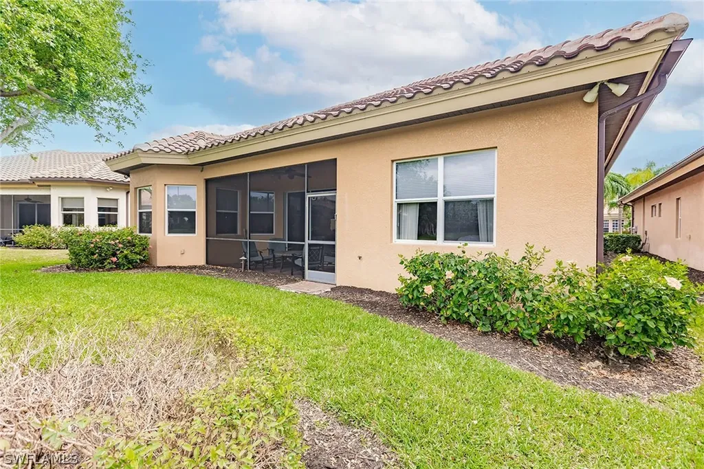6105 Dogleg Drive Naples FL 34113