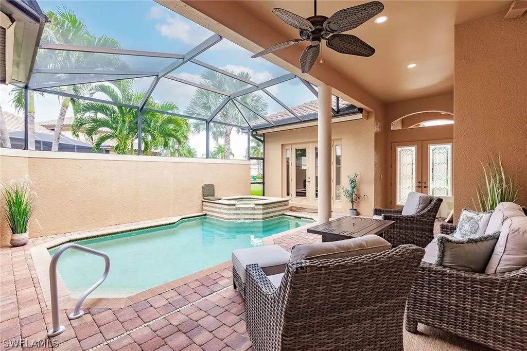 6105 Dogleg Drive Naples FL 34113