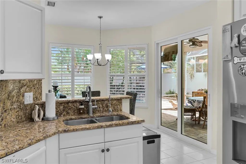 128 Livermore Lane Naples FL 34119
