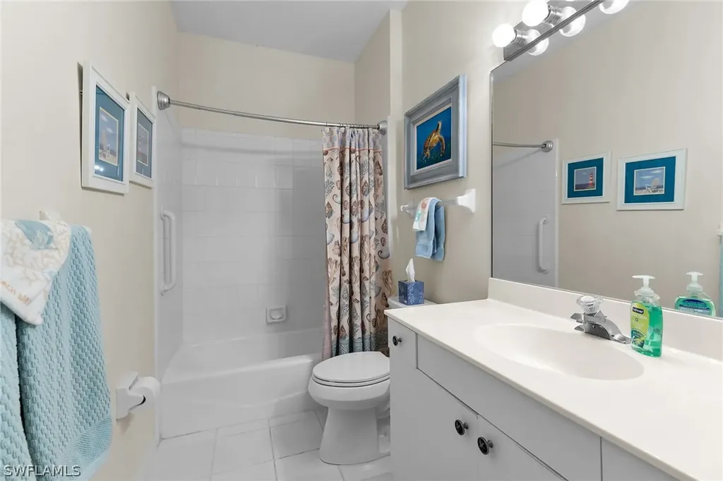 128 Livermore Lane Naples FL 34119