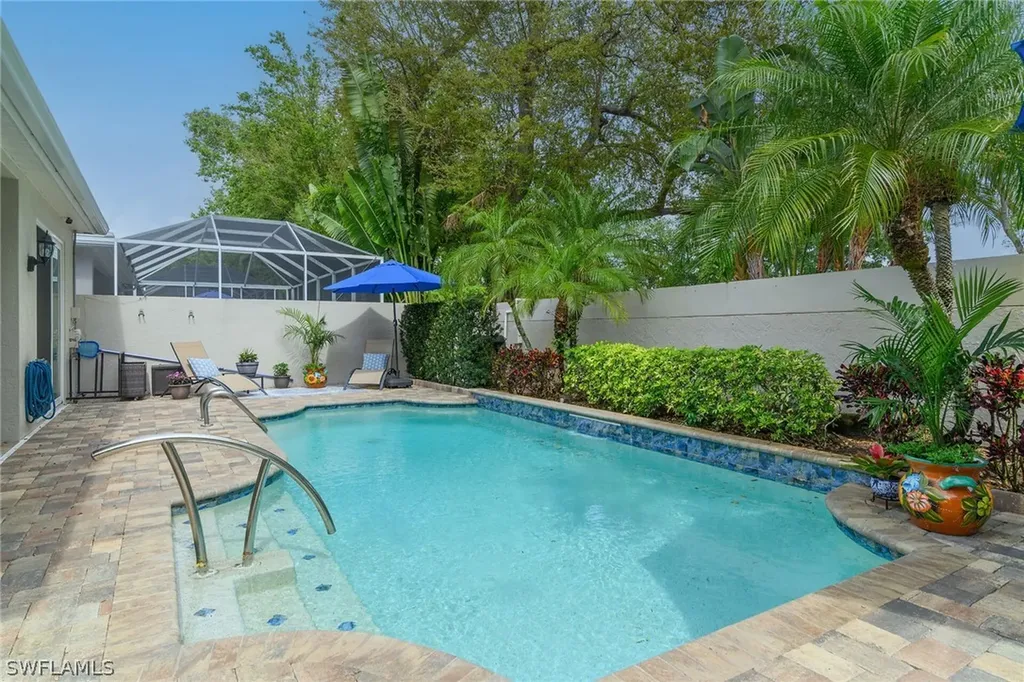 128 Livermore Lane Naples FL 34119