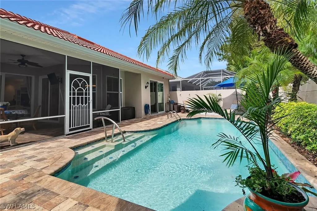 128 Livermore Lane Naples FL 34119
