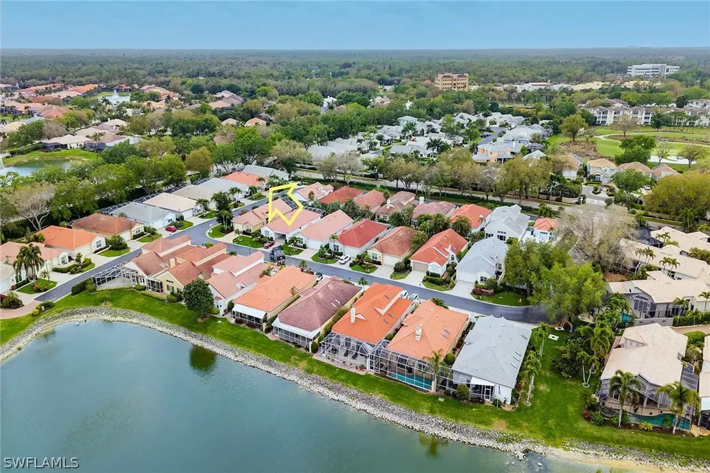 128 Livermore Lane Naples FL 34119