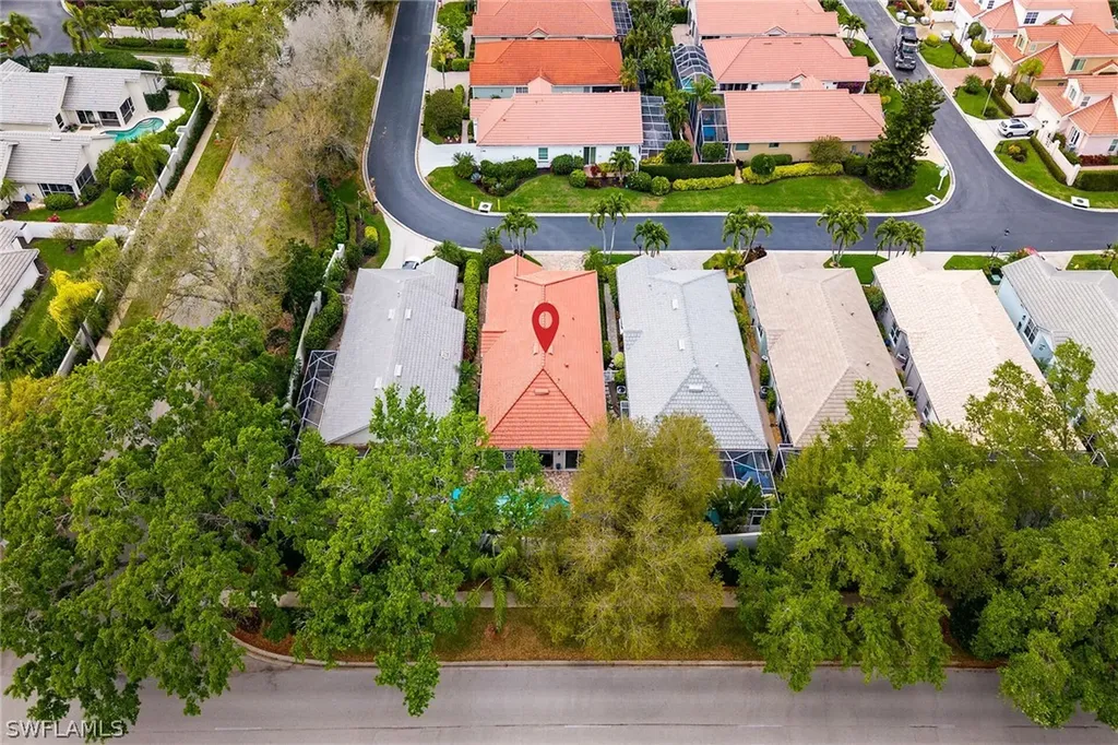 128 Livermore Lane Naples FL 34119