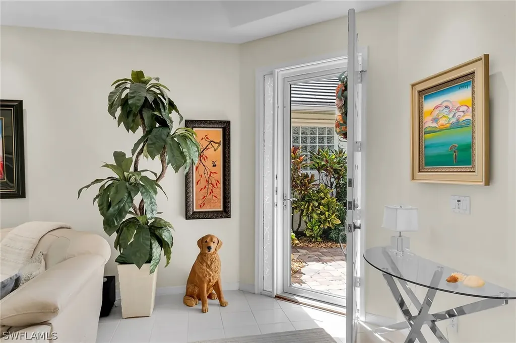 128 Livermore Lane Naples FL 34119
