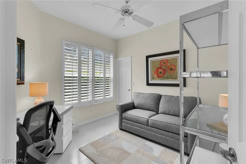 128 Livermore Lane Naples FL 34119