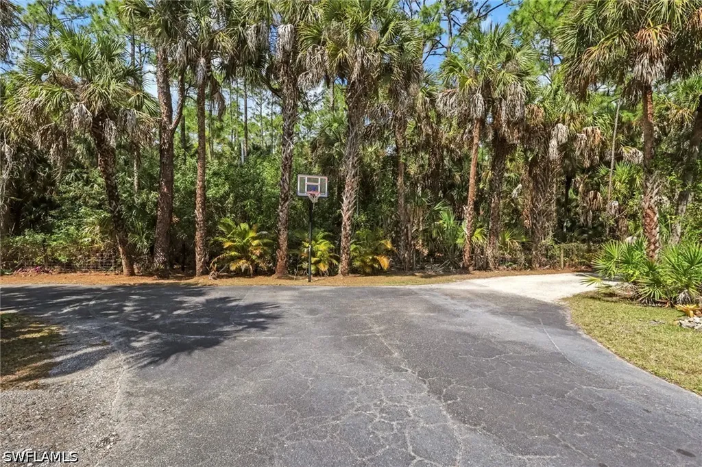 760 1st Street NW Naples FL 34120