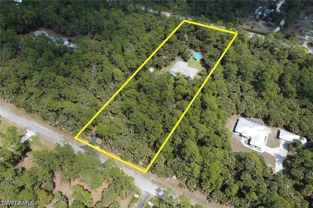 760 1st Street NW Naples FL 34120