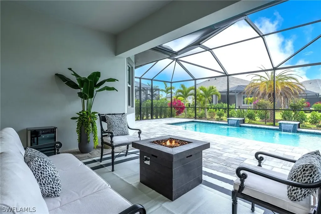 8914 Gustavia Court Naples FL 34112