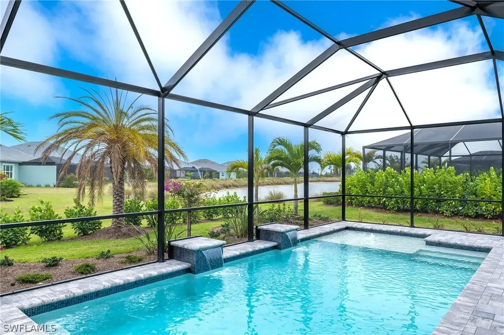 8914 Gustavia Court Naples FL 34112