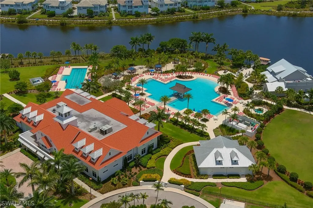 8914 Gustavia Court Naples FL 34112
