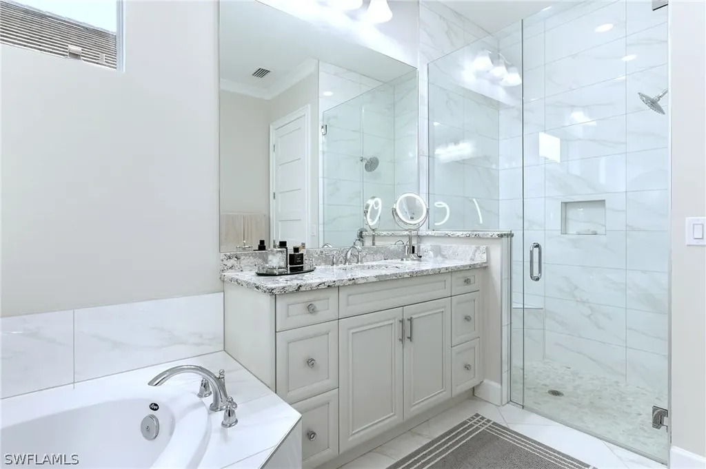 8914 Gustavia Court Naples FL 34112