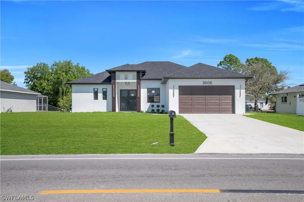 3606 8th Street SW Lehigh Acres FL 33976