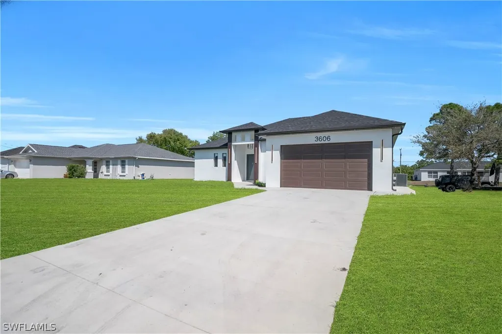 3606 8th Street SW Lehigh Acres FL 33976