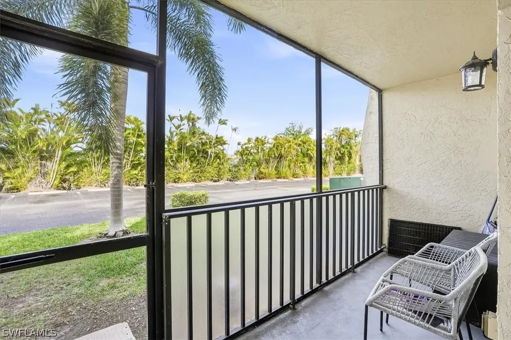 12491 Mcgregor Boulevard Fort Myers FL 33919