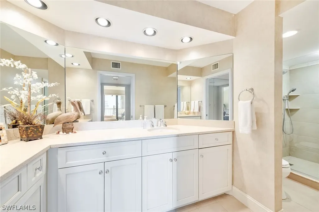 4551 Gulf Shore Boulevard N Naples FL 34103