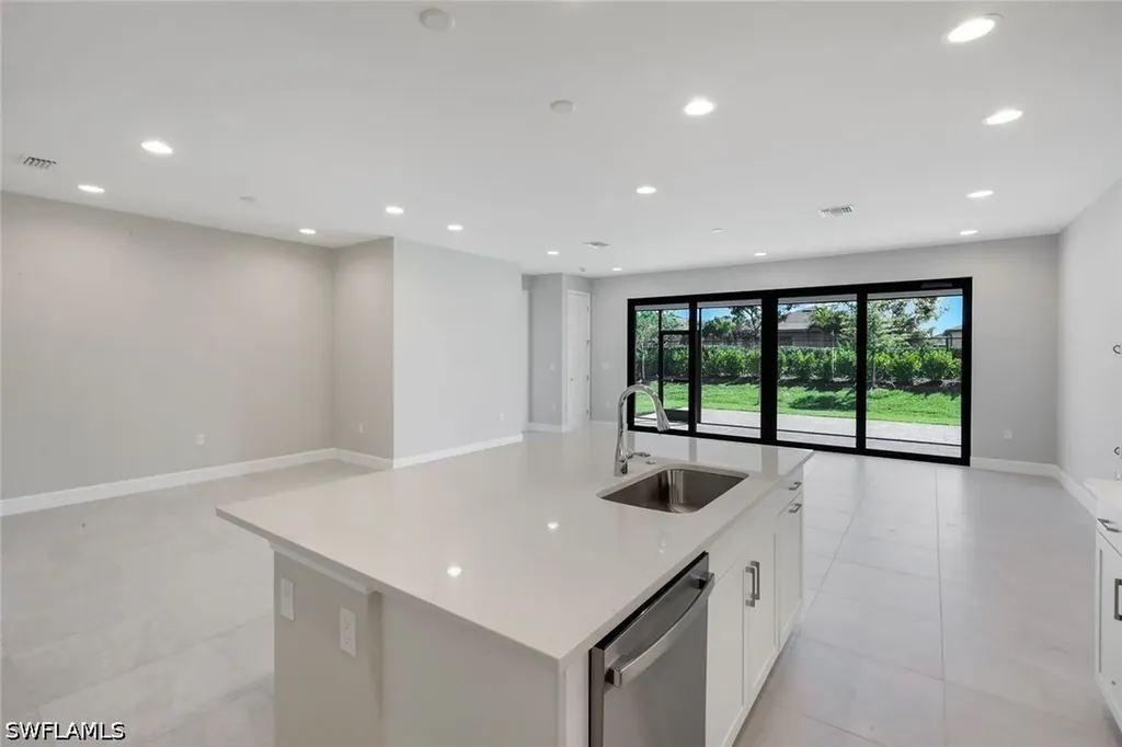 3368 Meloy Drive Fort Myers FL 33905
