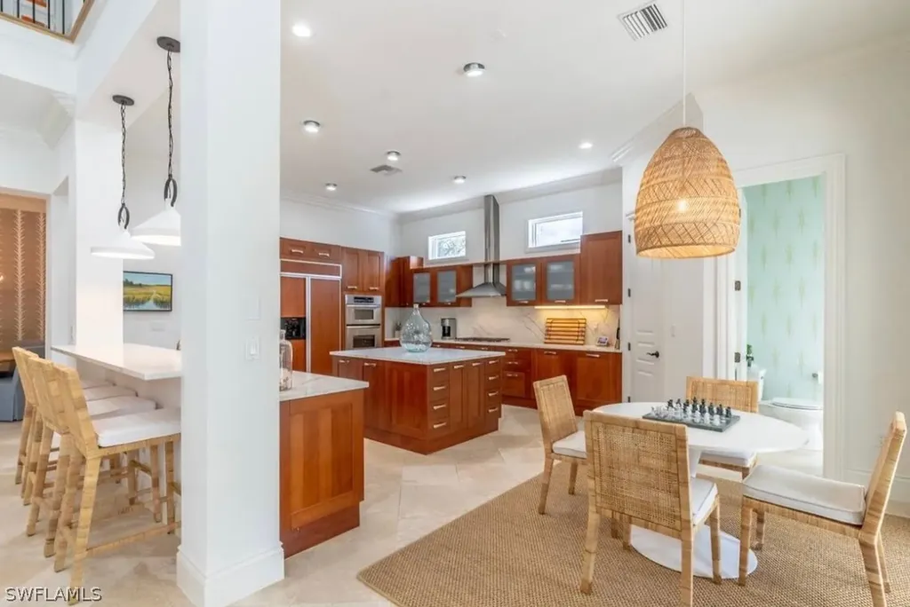 428 Rudder Road Naples FL 34102